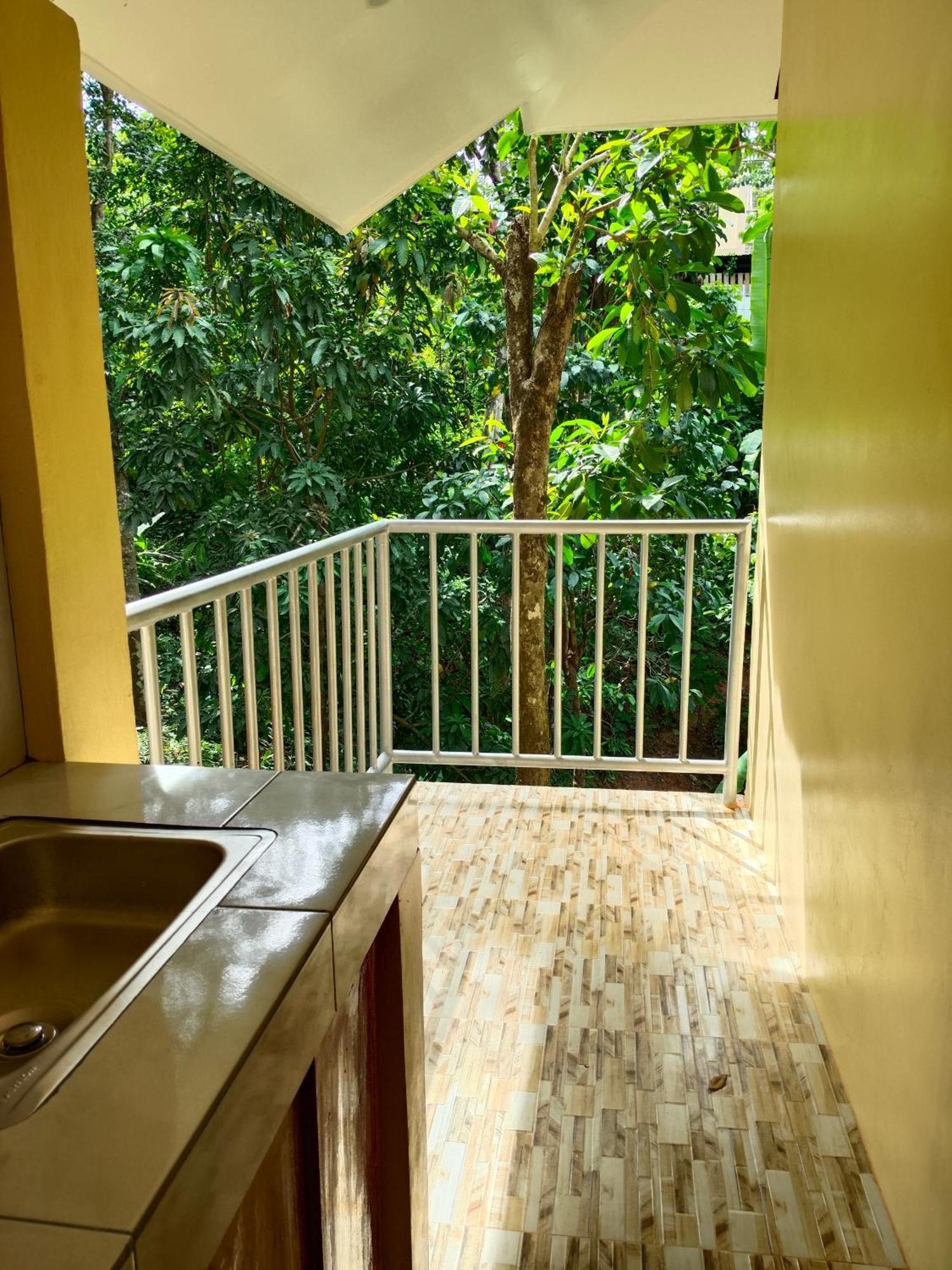 Woodland Inn El Nido Exteriör bild
